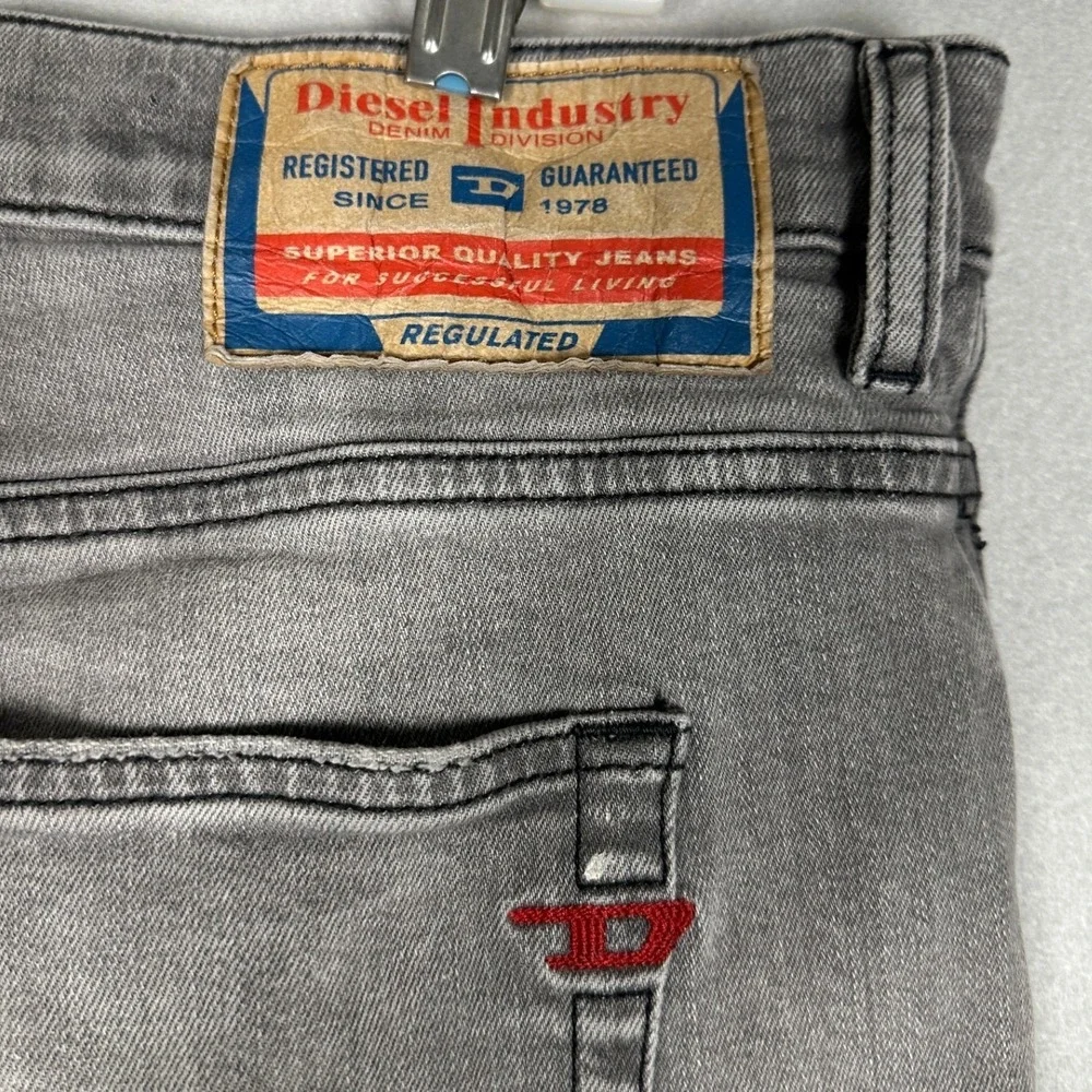 Diesel 2020 D-Viker OGDAP Jeans Men 34X32 Grey Straight Distressed Stretch Denim